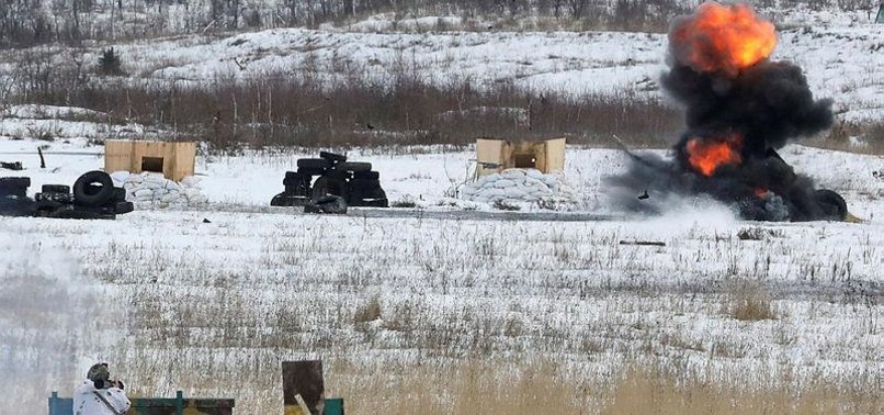  La baza de la Iavoriv, lângă Lvov, lovită devastator de rachete ruseşti, americanii au dus echipamente anti-tanc în februarie