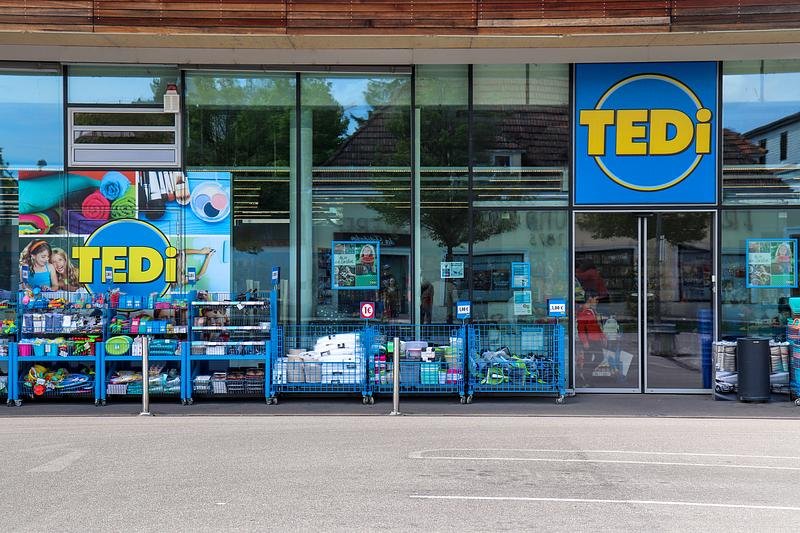  Lanțul german Tedi, care vinde produse la 1 euro, deschide primul magazin în România. Se caută noi locații