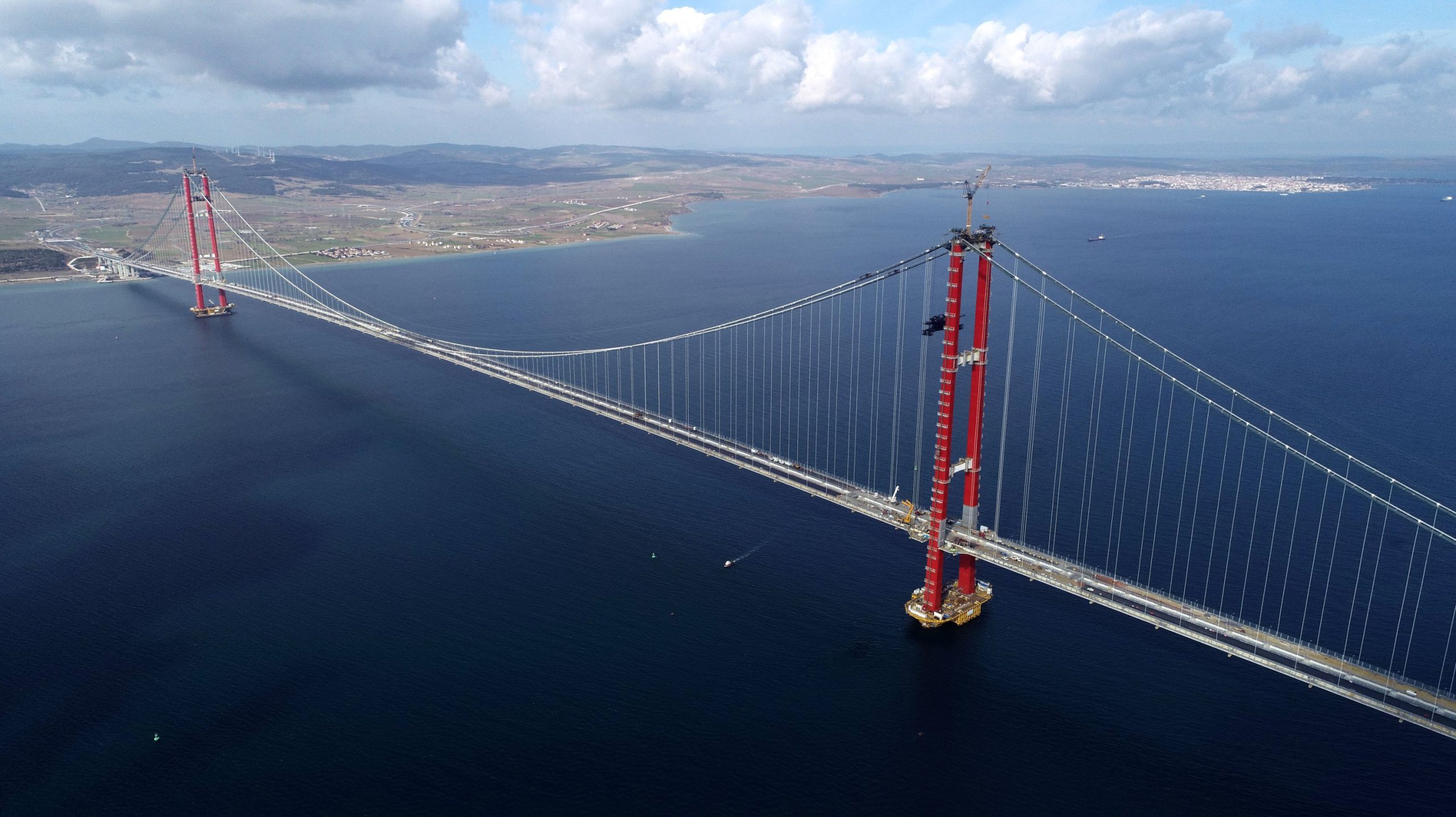  Turcia a inaugurat cel mai lung pod suspendat din lume, peste Strâmtoarea Dardanele