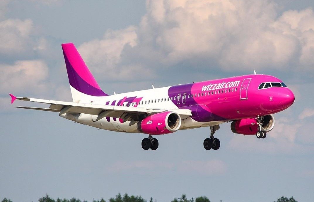  Alertă cu bombă într-un zbor Wizz Air care circula deasupra României