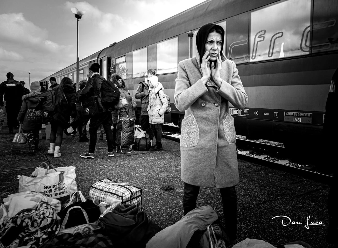  Refugiații: o galerie de poze impresionante a fotografului ieșean Dan Luca