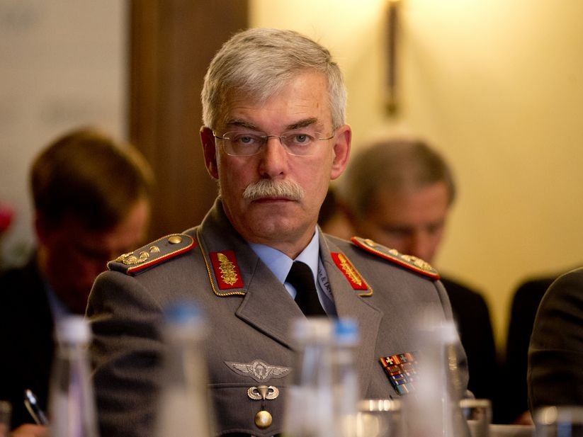 Ştim cât de slabă e armata Rusiei. Dar un general vorbeşte şi despre slăbiciunile NATO
