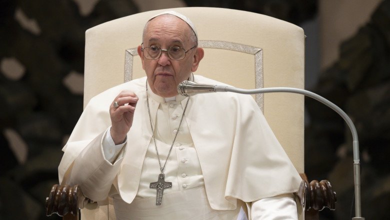  Papa Francisc a prezidat o ceremonie dedicată Ucrainei şi Rusiei, condamnând un ”război odios”
