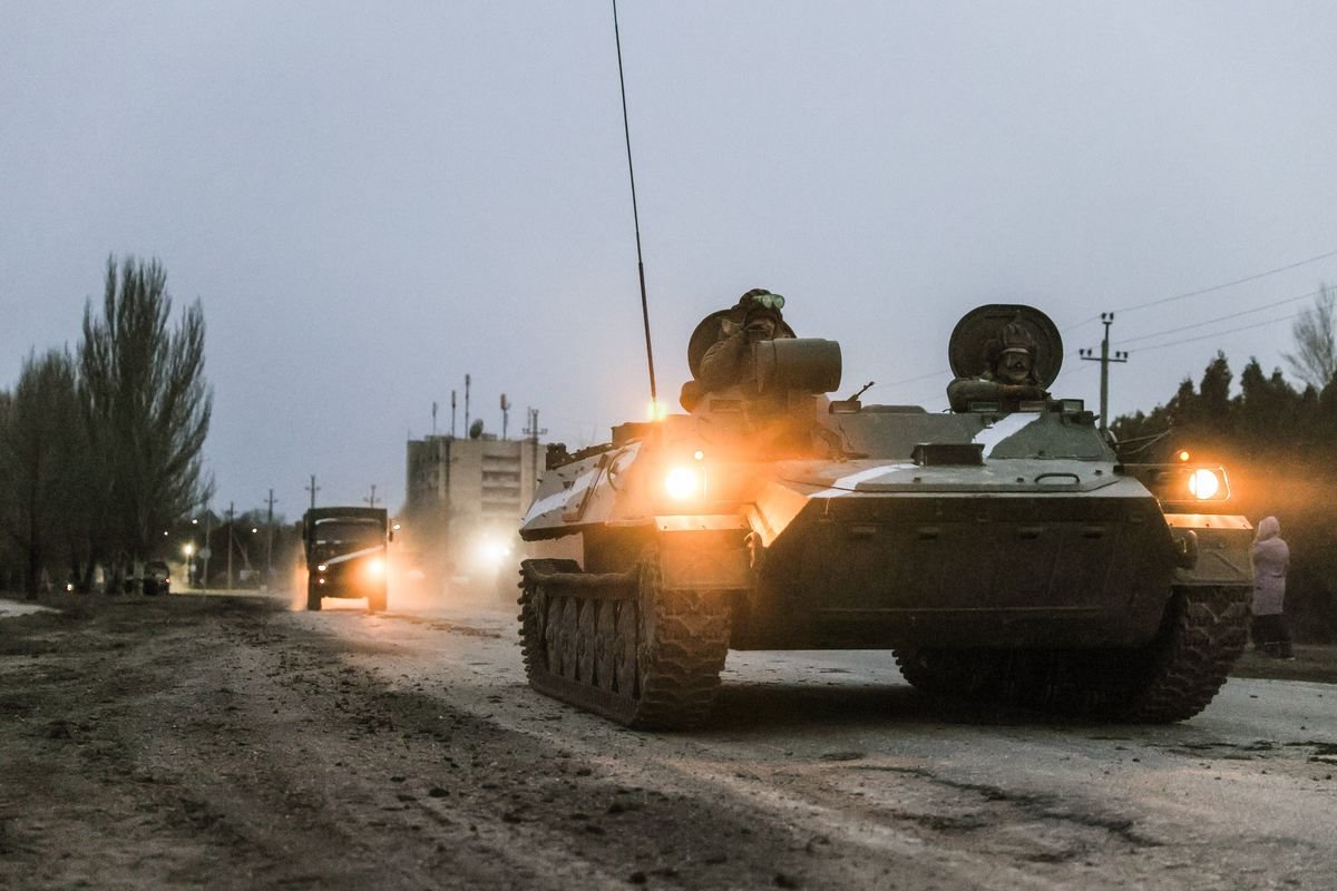  Serviciile britanice de informații: Forţe ruse de la Harkov şi Mariupol se redesfăşoară către Donbas