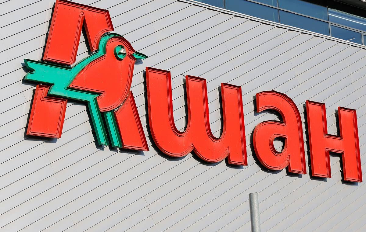  Ucraina îndeamnă la boicotarea Auchan, care s-ar fi dat cu ruşii