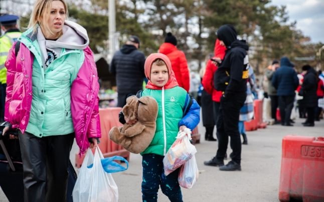  Colectă Caritas Iaşi pentru refugiaţii ucraineni: cum poate ajuta orice ieşean