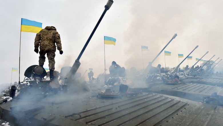  Armata ucraineană cucereşte o autostradă strategică în est