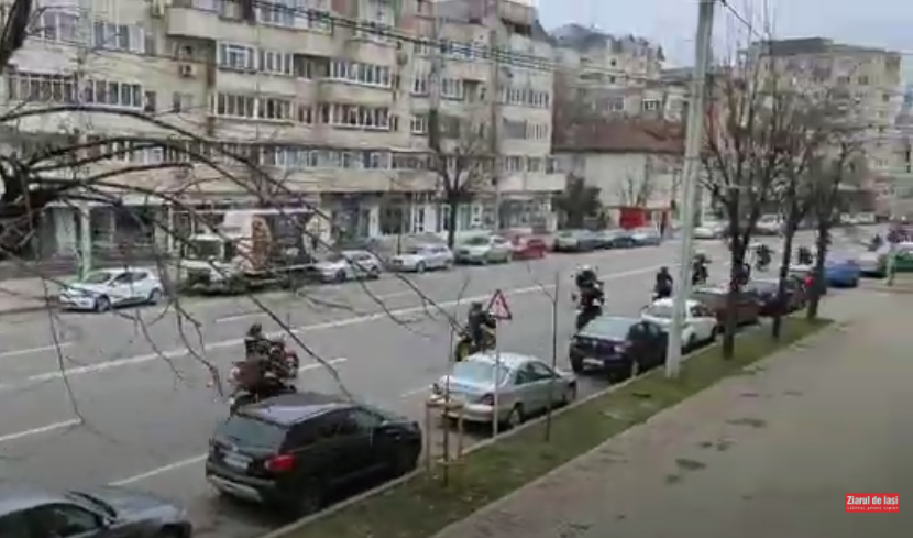  VIDEO: Sute de motocicliști au traversat în coloană bulevardul Păcurari