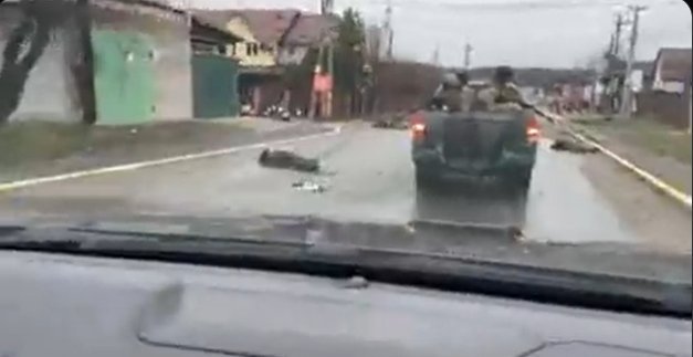  VIDEO: 20 de cadavre pe o stradă din Bucha după retragerea soldaților ruși