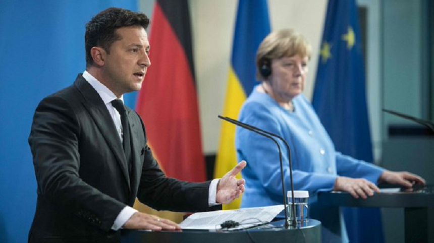  Angela Merkel îşi asumă refuzul de a primi Ucraina în NATO la summitul din 2008
