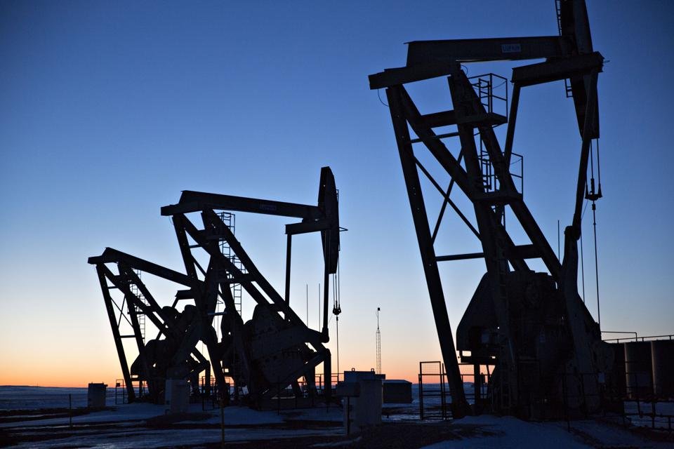  Rafinării de stat din China evită noile tranzacții cu petrol rusesc, de teama sancțiunilor impuse Rusiei
