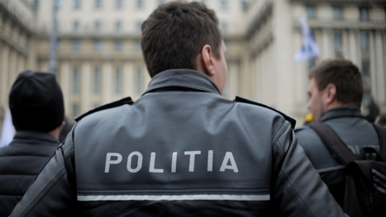  Polițiștii din Galați, obligați de șefi să ascundă orele muncite suplimentar ca să nu fie plătiți