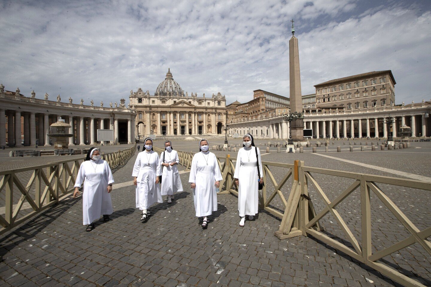  Vaticanul menţine măştile sanitare şi certificatul de vaccinare pentru accesul în muzee