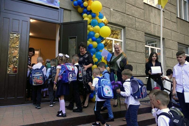  Peste 2000 de copii ucraineni, înscriși ca audienți în școlile și grădințele din România