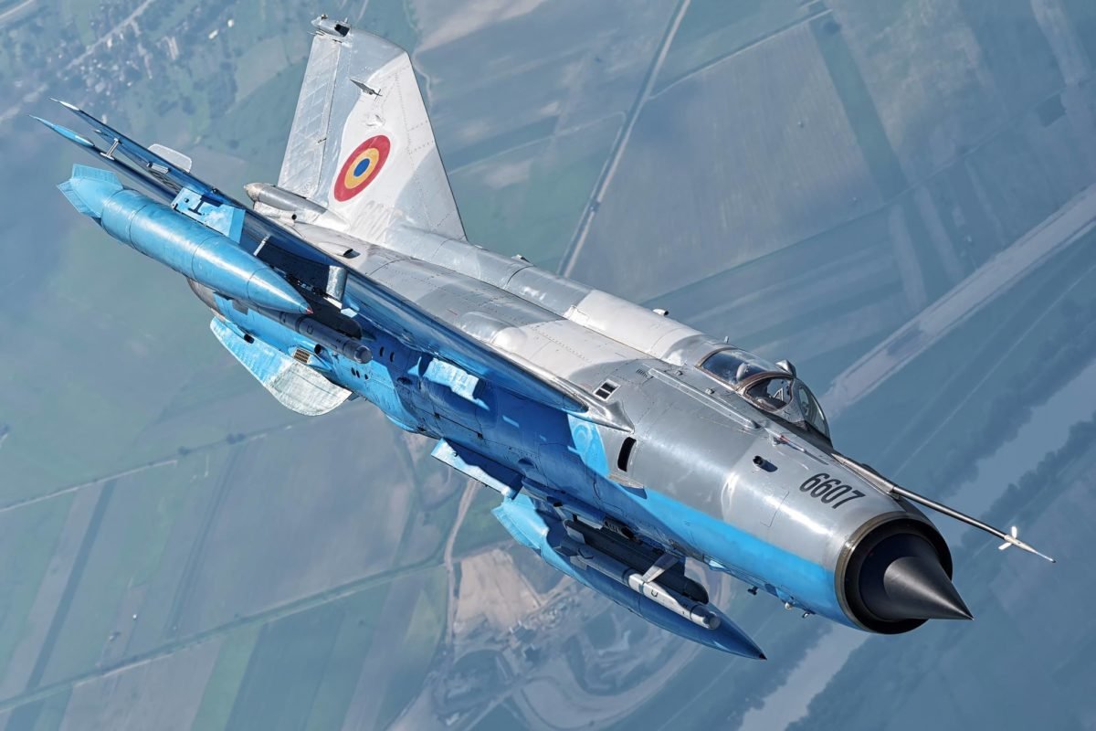 Marcel Ciolacu: E posibil ca România să doneze Ucrainei MiG-urile 21. Avioanele de luptă sunt acum consemnate la sol