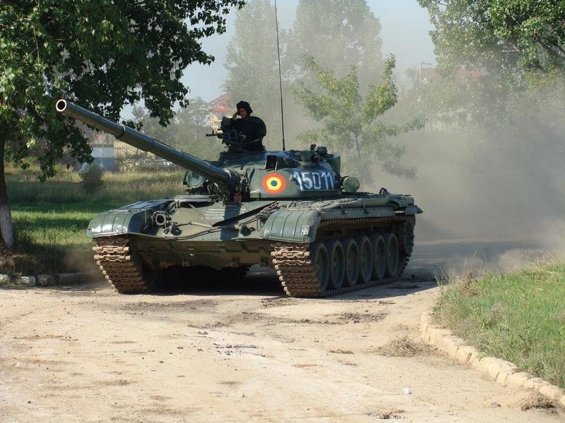  28 de tancuri second-hand vor fi donate de România pentru a opri invazia lui Putin