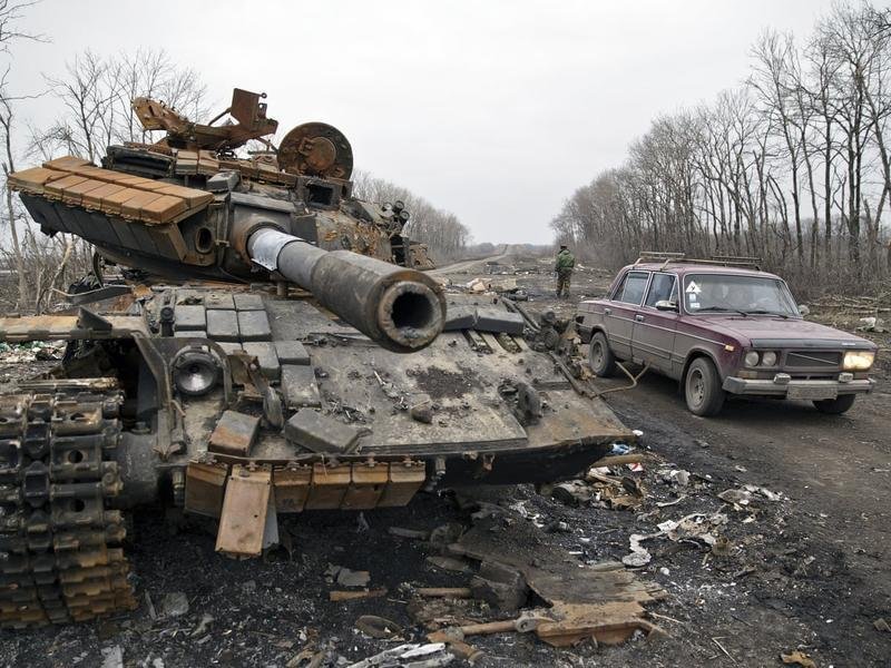  Slovacia va repara vehicule blindate ucrainene