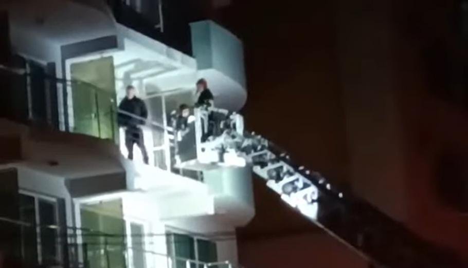 VIDEO: Incendiu la un hotel din Mamaia. Zeci de persoane au fost evacuate