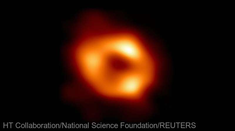  Prima imagine care dovedeşte prezenţa unei găuri negre în centrul galaxiei noastre, publicată de astronomi