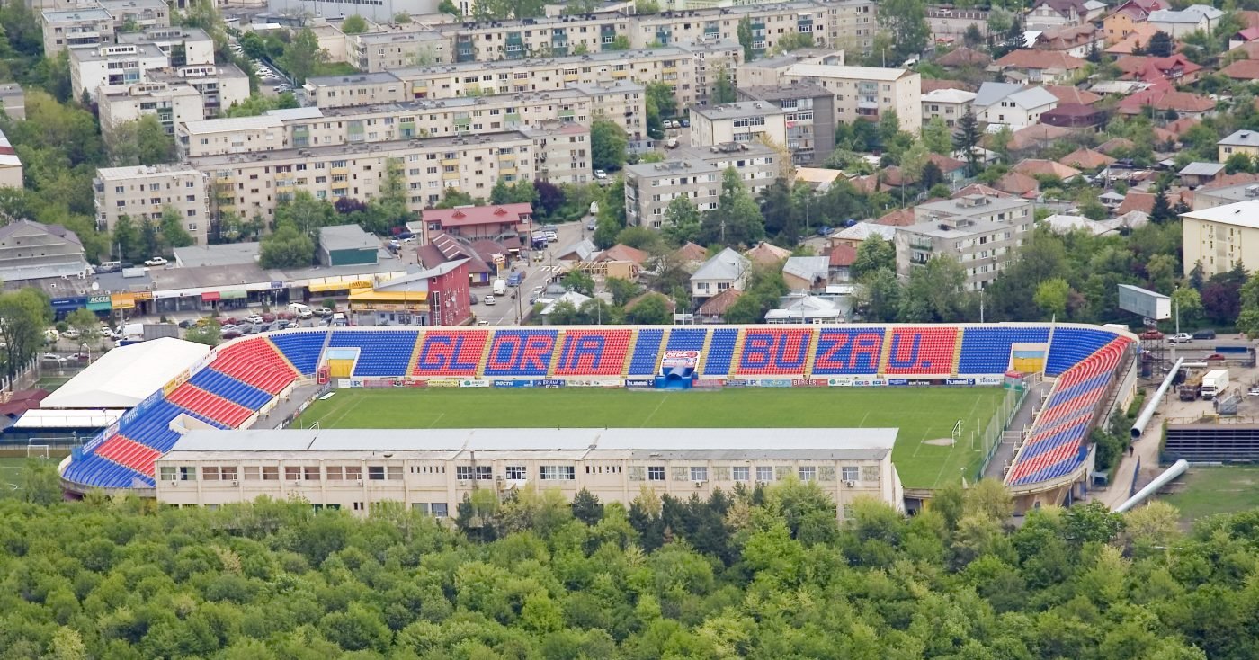  Finala dintre FCSB şi CFR Cluj se va desfăşura pe un stadion vechi din Buzău