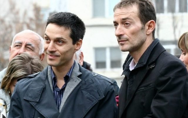  Radu şi Alexandru Mazăre cer să iasă din penitenciar ca să meargă la înmormântarea mamei lor