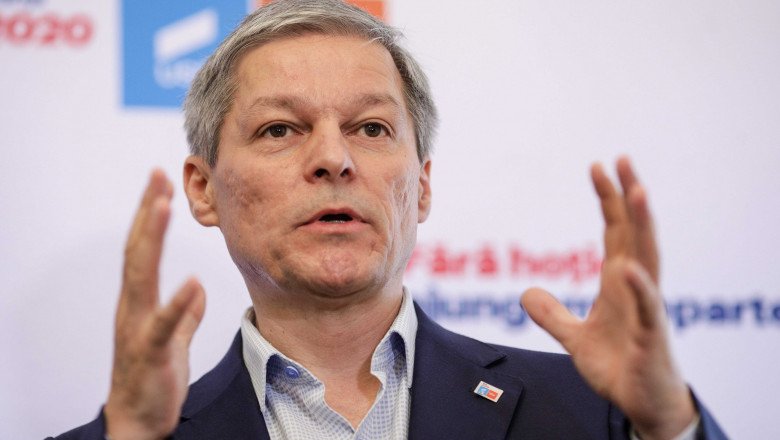  Dacian Cioloş îşi pregăteşte demisia din USR, împreună cu câţiva apropiaţi
