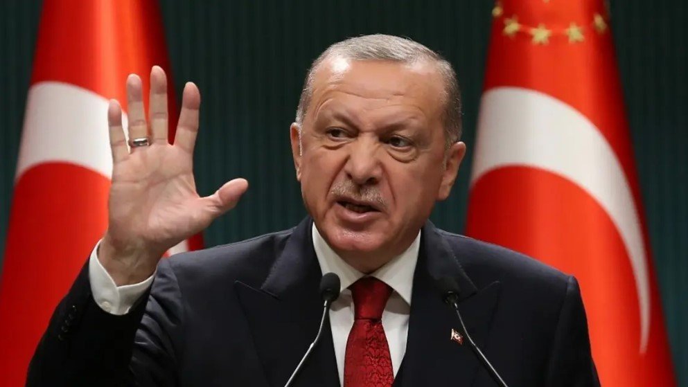  Turcia vrea să blocheze accesul Suediei şi Finlandei în NATO din cauză că nu-i aprobă cereri de extrădare