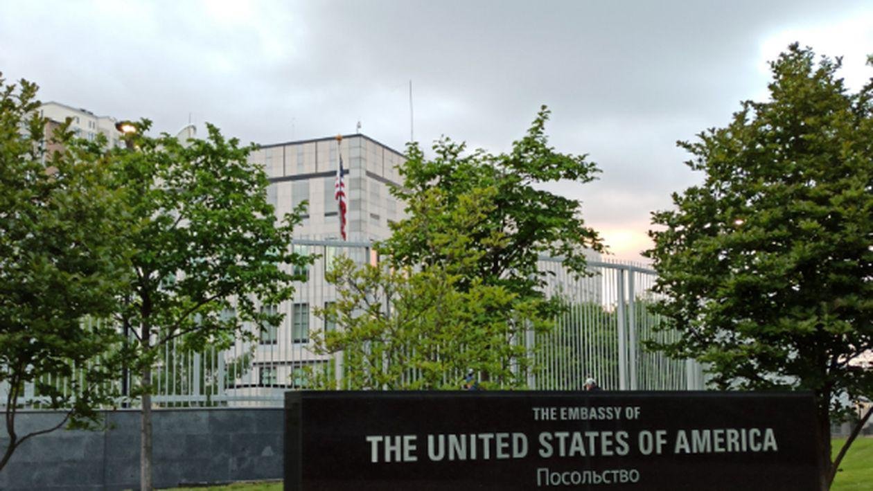  Statele Unite ale Americii şi-au redeschis ambasada de la Kiev