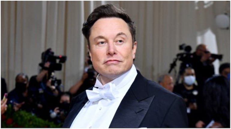  Elon Musk, categoric către angajaţii Tesla: Reveniţi la birou sau plecaţi