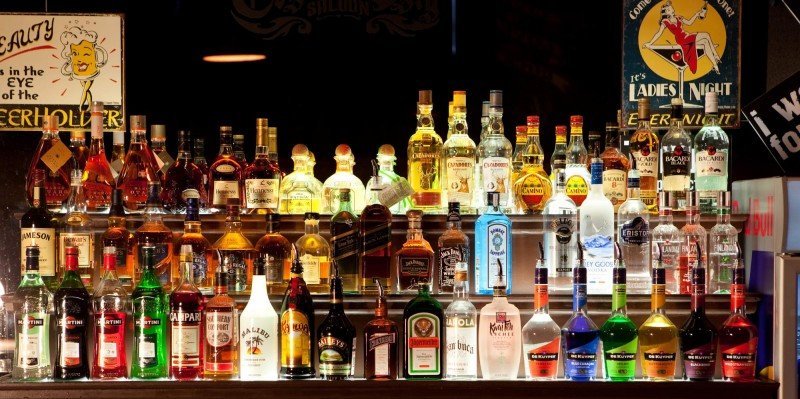  Se scumpesc băuturile alcoolice! Comisia Europeană cere o analiză a nivelului accizelor