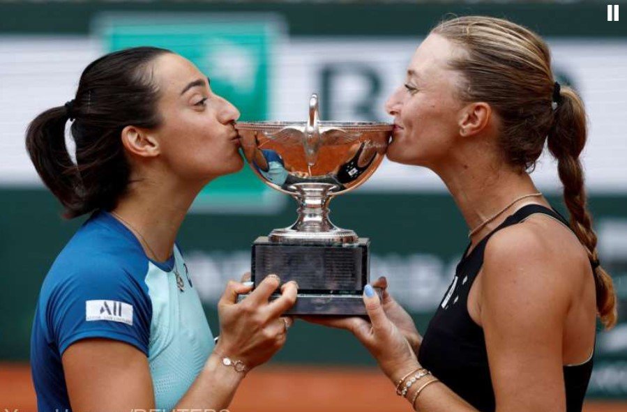  Caroline Garcia şi Kristina Mladenovic, învingătoare în proba de dublu feminin de la Roland Garros