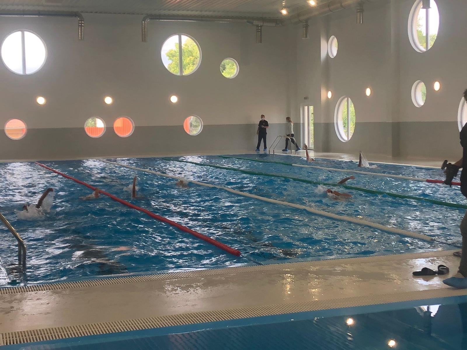  La Bihor se poate: A fost finalizat al treilea bazin de înot pentru elevi