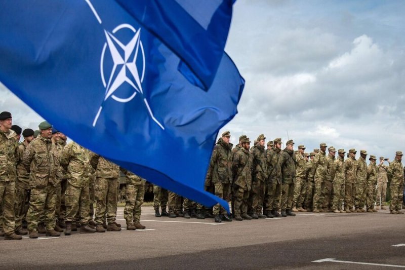 NATO va desfăşura forţe şi echipamente prepoziţionate pe Flancul Estic pentru prima dată de la sfârşitul Războiului Rece