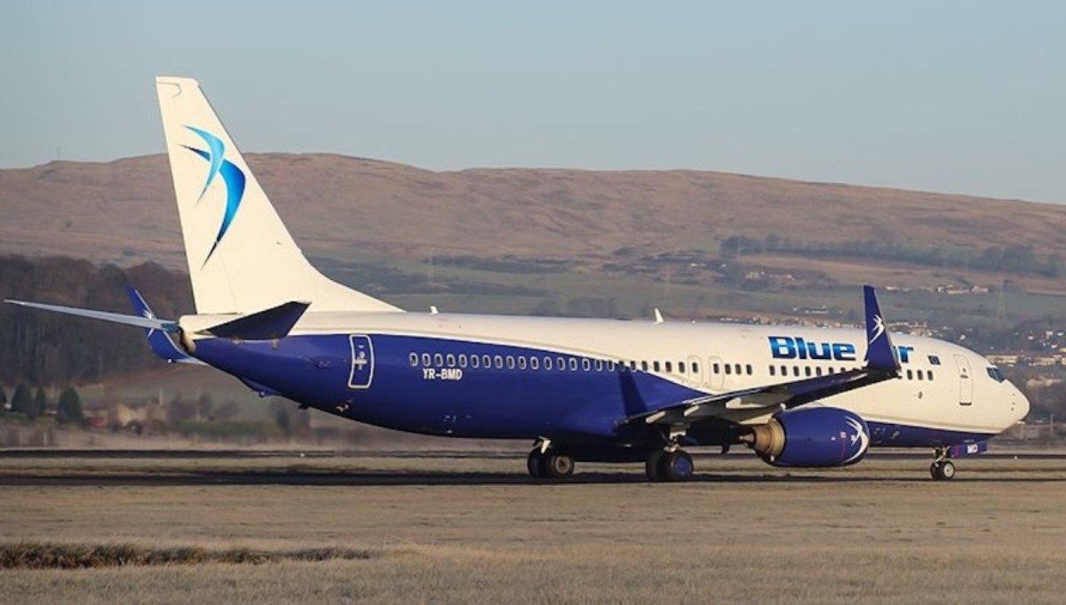  Cum răspunde Blue Air după ce a fost acuzată că a anulat mii de zboruri. Arată cu degetul spre capra vecinului