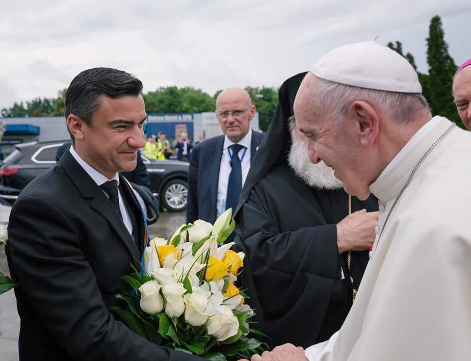  Mihai Chirica, în vizită la Vatican. Primarul s-a întânit cu Papa Francisc