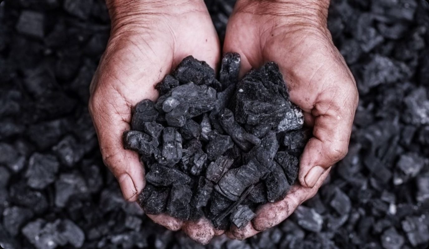  Europa ar putea reveni la folosirea cărbunelui pentru obţinerea energiei, din cauza Rusiei