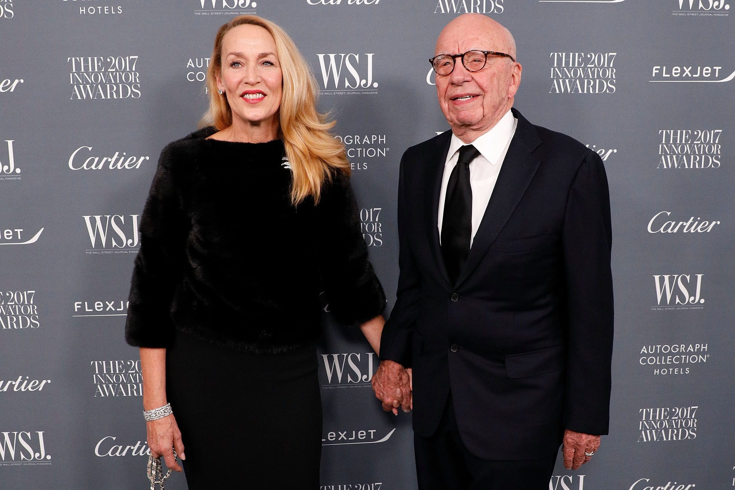  Fotomodelul Jerry Hall divorţează de miliardarul Rupert Murdoch. A depus deja actele