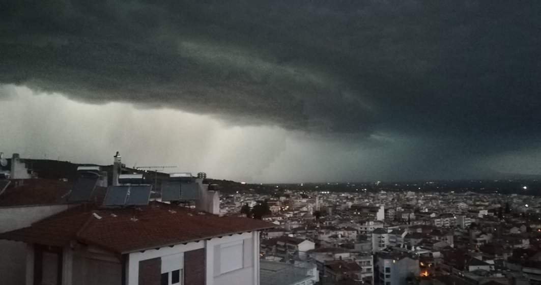  MAE: Avertizare de fenomene meteo extreme în Grecia