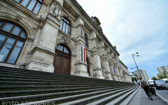  Curtea de Apel București a început o anchetă internă în cazul procesului premierului Ciucă legat de sesizările de plagiat