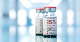  Moderna va propune două variante de vaccin contra variantelor Omicron