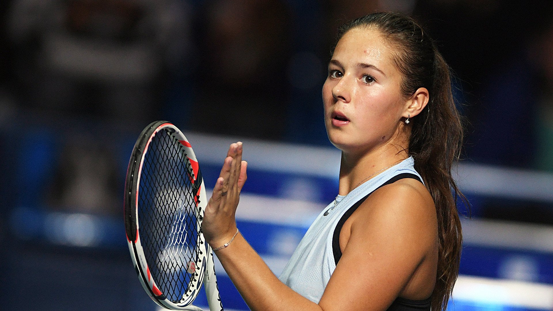  Jucătoarea de tenis Daria Kasatkina a anunţat că este lesbiană. Ea a denunţat homofobia din Rusia