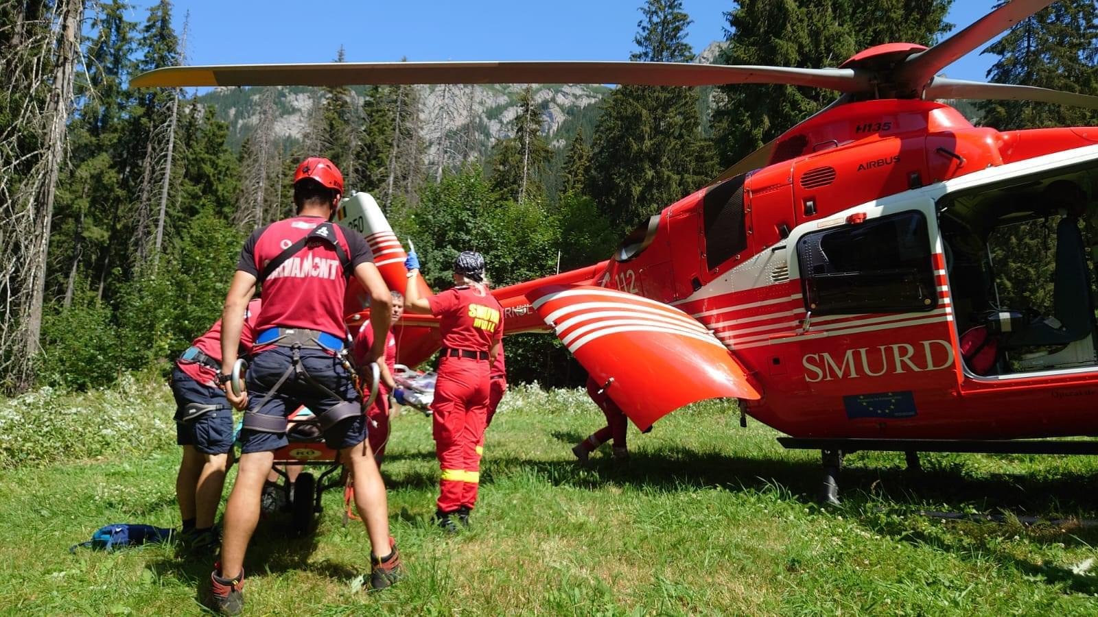  Operaţiune spectaculoasă de salvare cu un elicopter SMURD Iaşi în Masivul Ceahlău