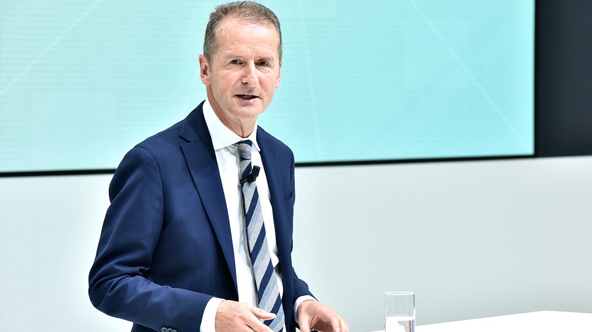 Herbert Diess, şeful Volkswagen, va părăsi compania la sfârşitul lunii august