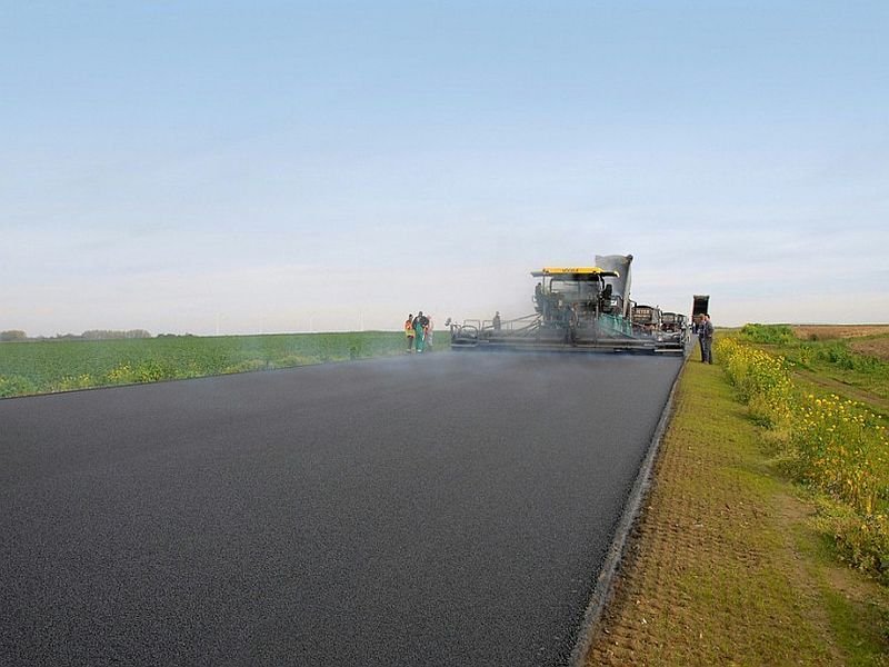  Zece kilometri de drum agricol de asfaltat la Butea