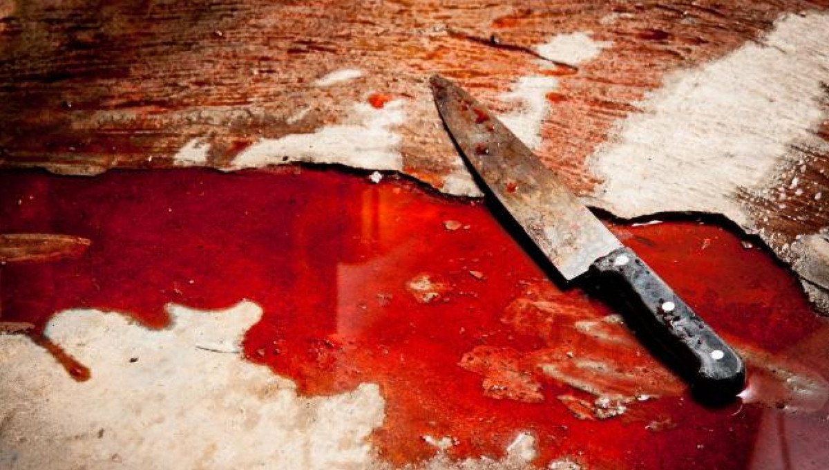  A curs sânge vineri seară în Dancu. Trei bărbaţi în stare gravă după o bătaie cu cuţite