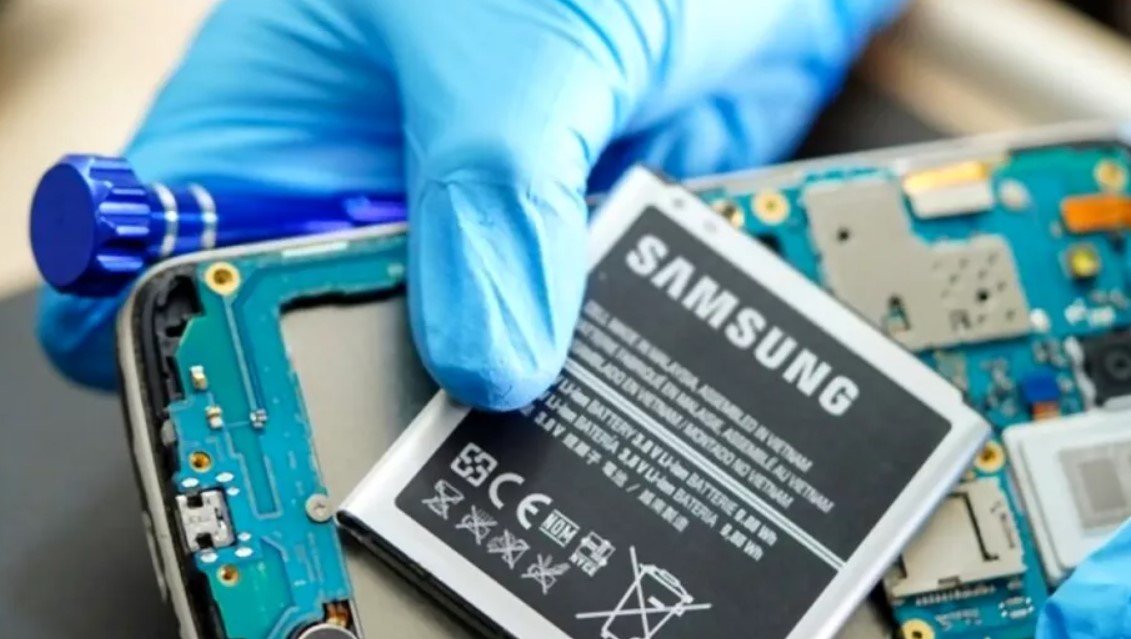  Samsung ar vrea ca telefoanele şi tabletele sale să fie reparate de clienţi