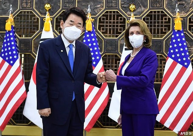  Pelosi şi preşedinte sud-coreean Kim Jin-pyo promit sprijin pentru denuclearizarea Coreei de Nord