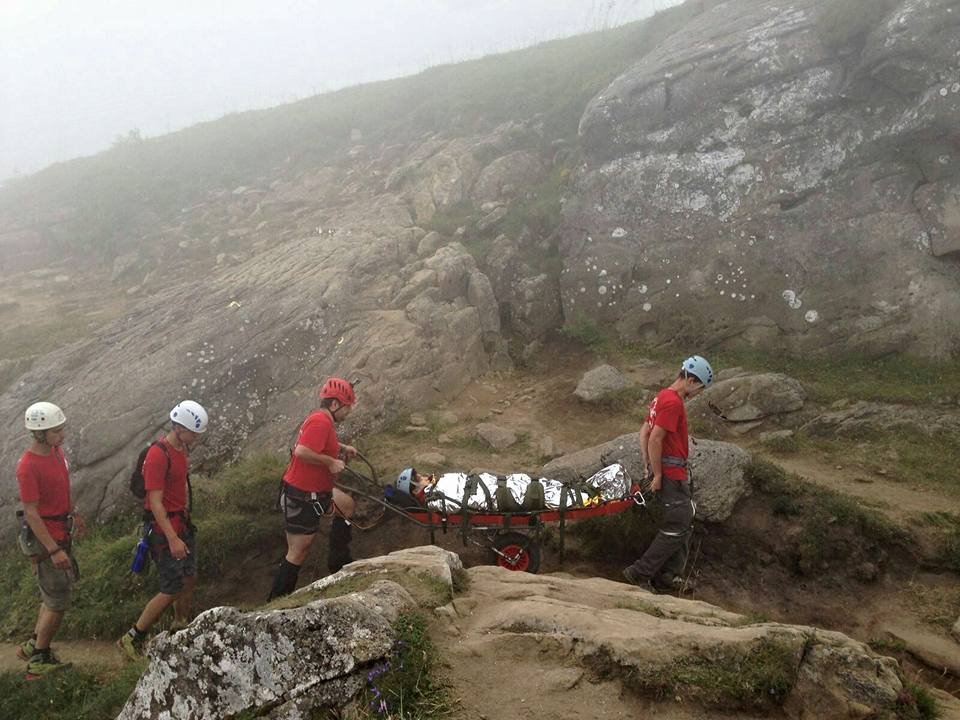  Turistă din Timişoara, coborâtă de pe Vârful Toaca, după ce i s-a făcut rău. A intervenit elicopterul SMURD Iaşi