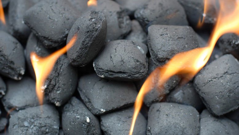  Se anunţă o factură uriaşă la încălzire: 4 milioane de euro va costa numai transportul cărbunelui de la Constanţa la Holboca