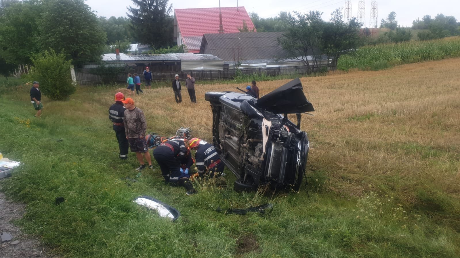  FOTO Tragedie la Cristești. Copil mort într-un accident cu un TIR și un autoturism